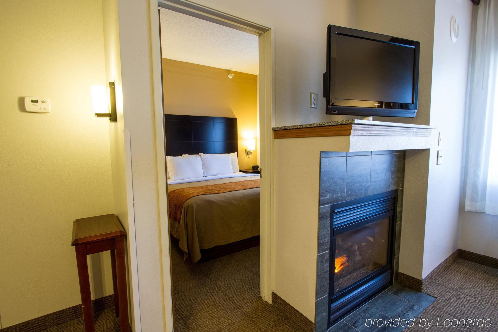 Comfort & Hotel Paw Paw