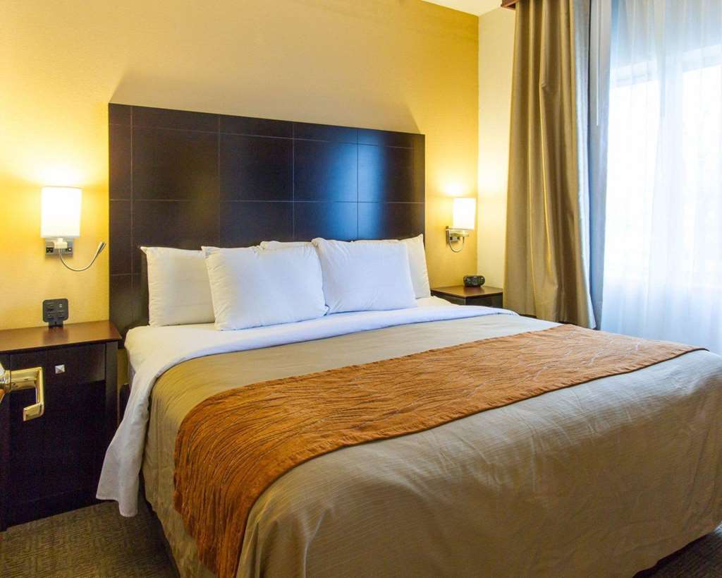 Comfort & Hotel Paw Paw